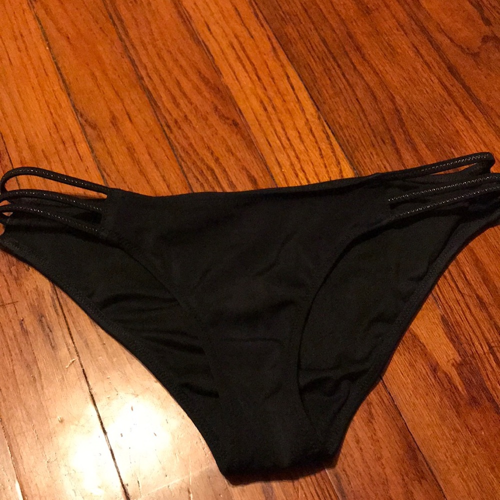 Black swim bottoms